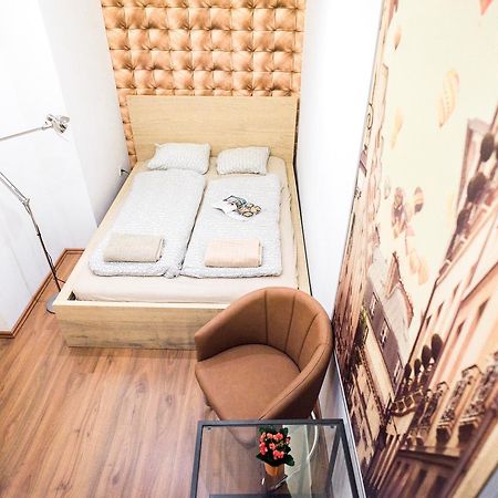 D.Five Stylish Studio At Parliament Budapest Exterior photo